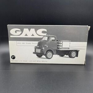 First Gear Texaco 1952 GMC Half Rack Stake Truck Havoline Motor Oil Barrels 1/34